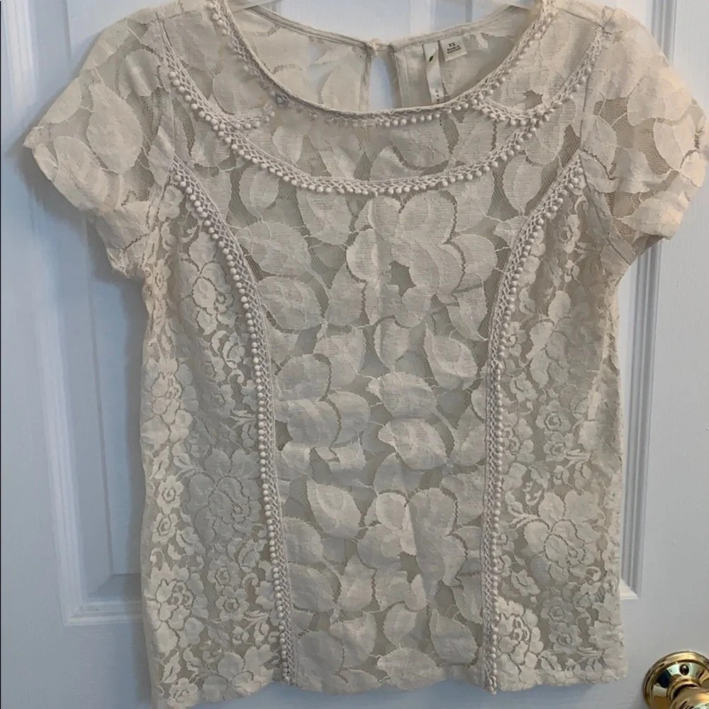 LC Lauren Conrad Lace Blouse size XS